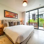 2 Bedroom Condo With Pool In The Center Of Playa Del Carmen - Anah Playa